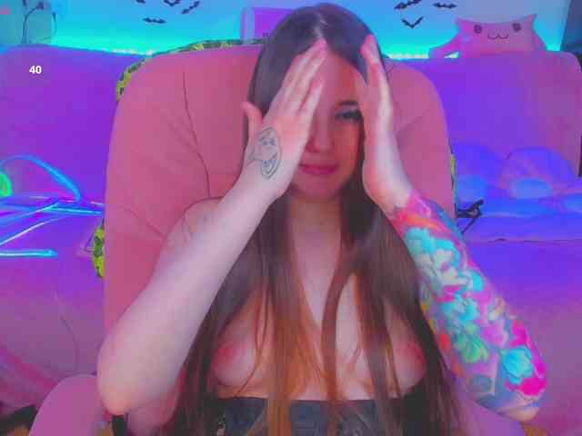 LoliSuccub webcam