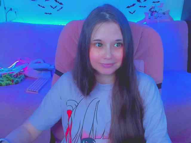 LoliSuccub webcam