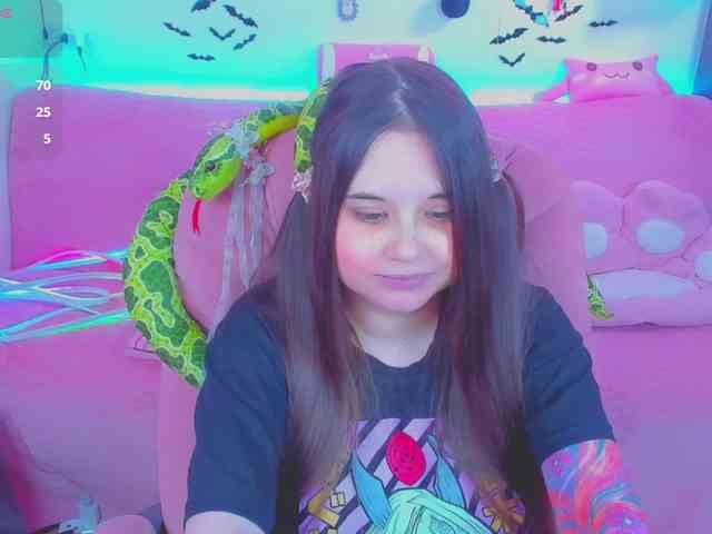 LoliSuccub webcam
