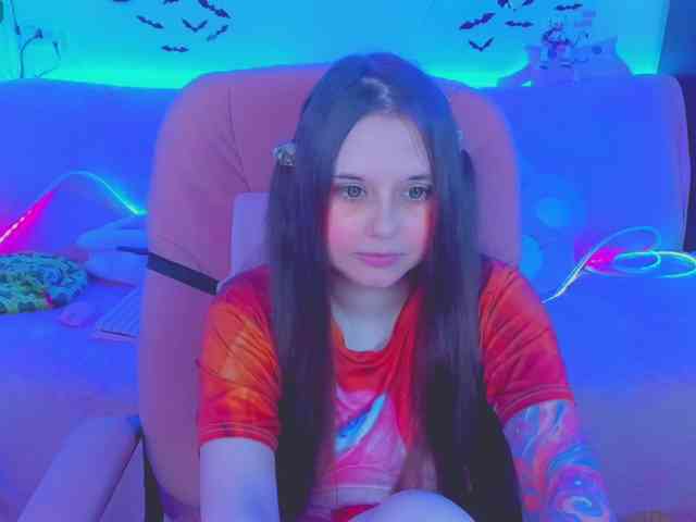 LoliSuccub webcam