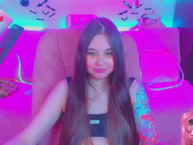 LoliSuccub webcam