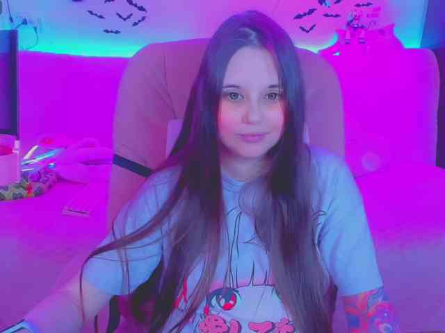 LoliSuccub webcam