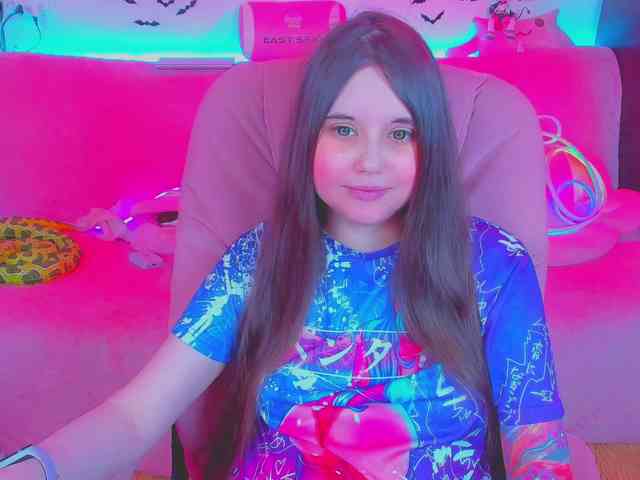LoliSuccub webcam