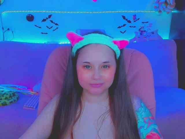LoliSuccub webcam