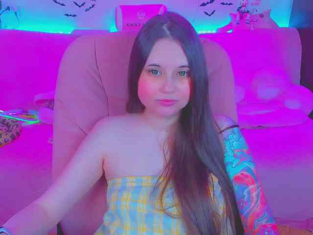 LoliSuccub webcam