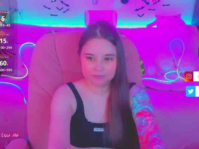 LoliSuccub webcam