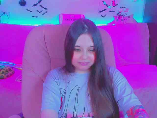 LoliSuccub webcam