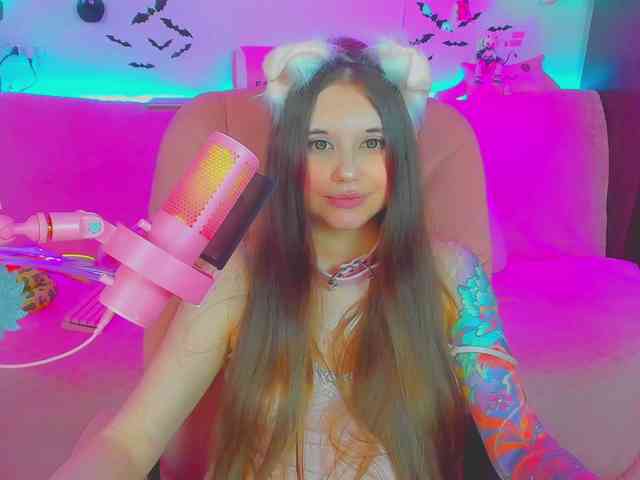 LoliSuccub webcam