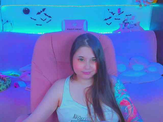 LoliSuccub webcam