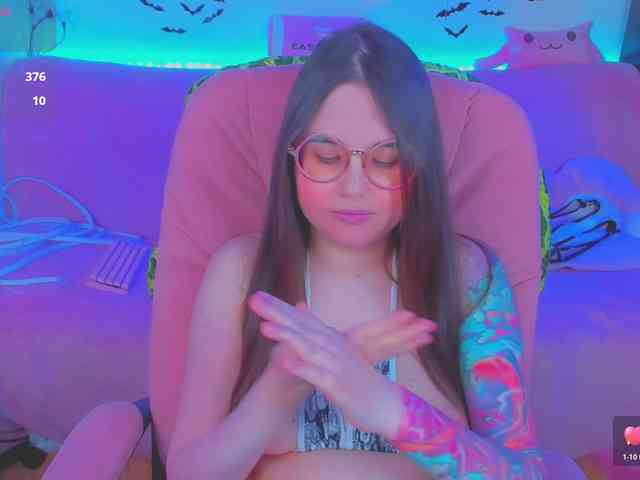 LoliSuccub webcam