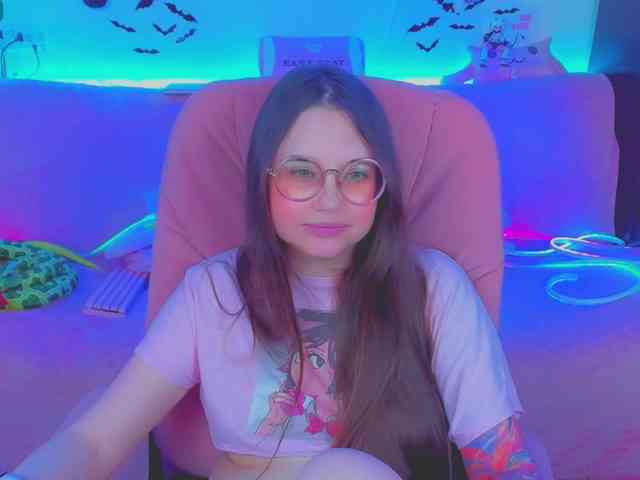 LoliSuccub webcam