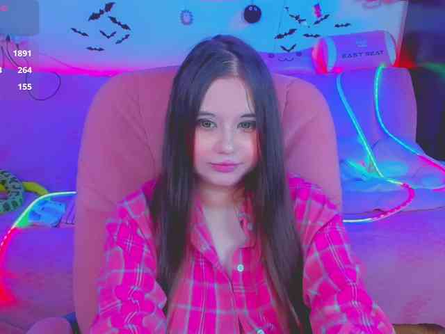 LoliSuccub webcam