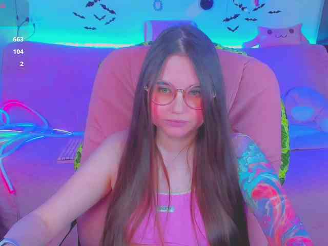 LoliSuccub webcam