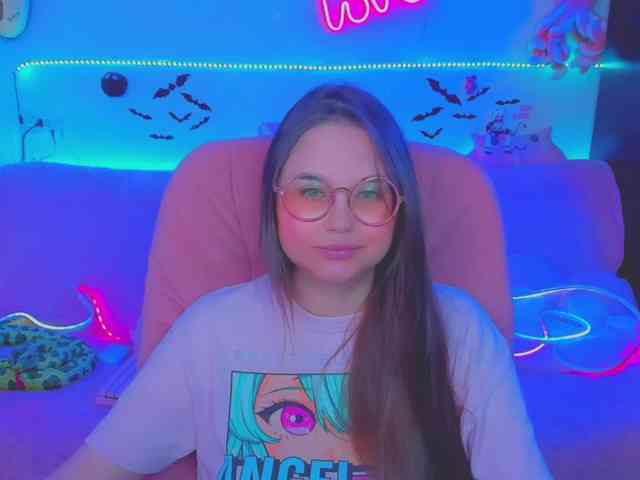 LoliSuccub webcam