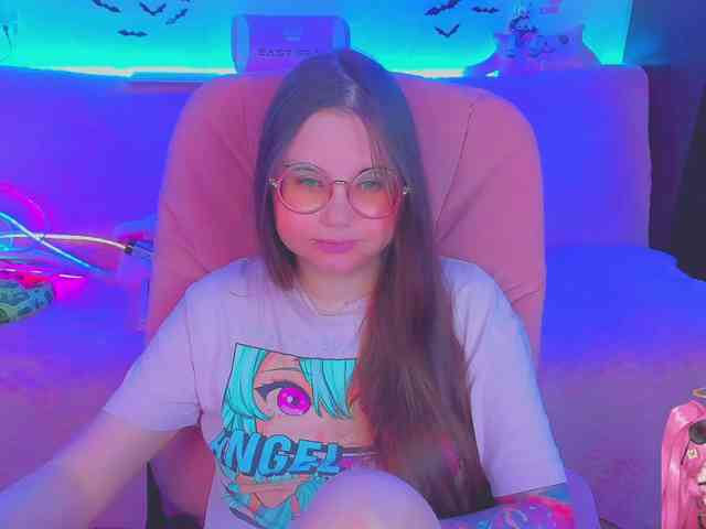 LoliSuccub webcam