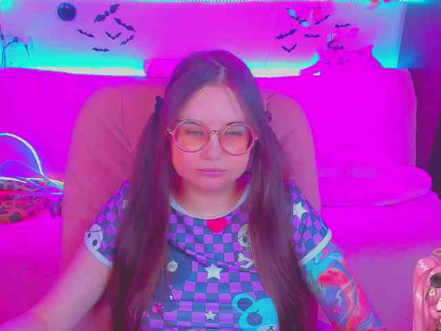 LoliSuccub webcam