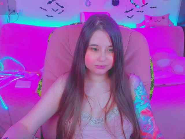 LoliSuccub webcam