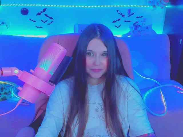 LoliSuccub webcam
