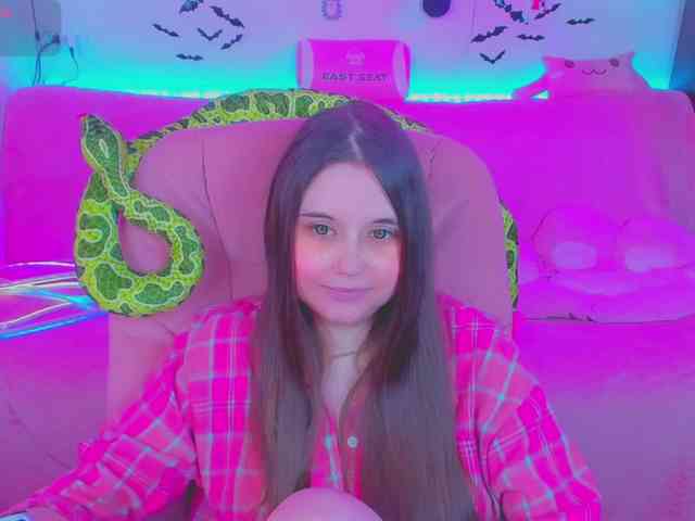 LoliSuccub webcam
