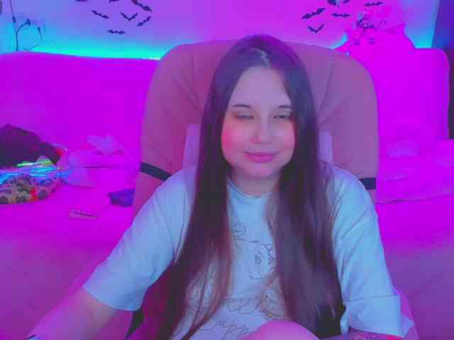 LoliSuccub webcam