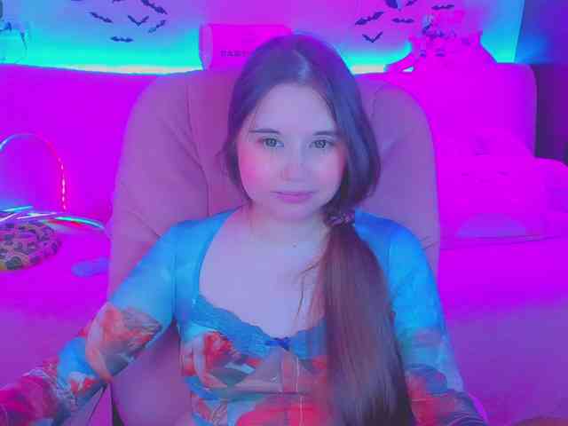 LoliSuccub webcam