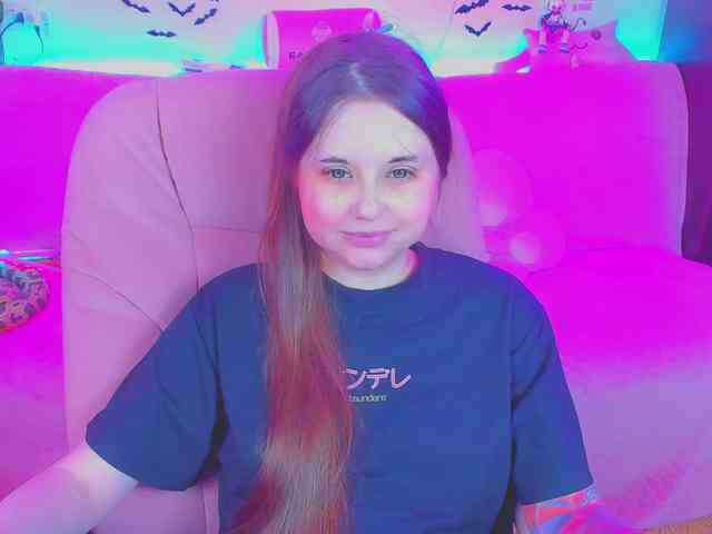 LoliSuccub webcam