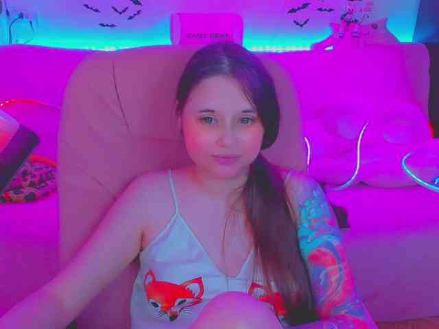 LoliSuccub webcam