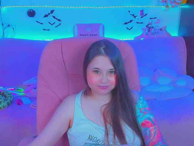 LoliSuccub webcam