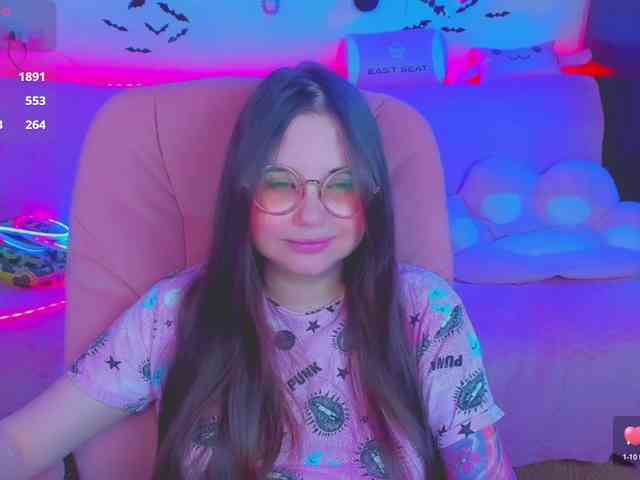 LoliSuccub webcam