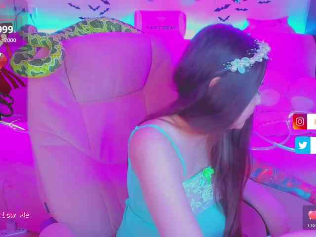 LoliSuccub webcam
