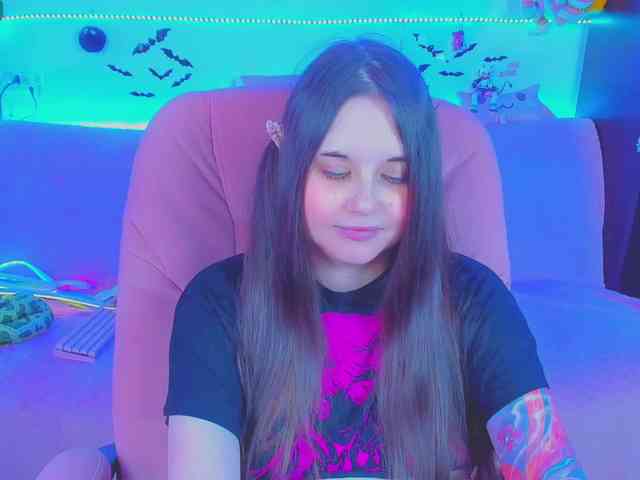 LoliSuccub webcam