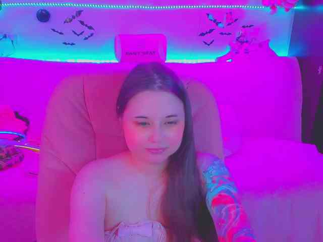 LoliSuccub webcam