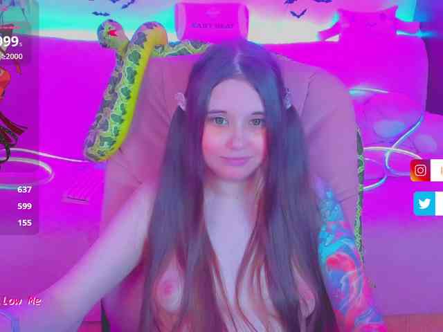 LoliSuccub webcam
