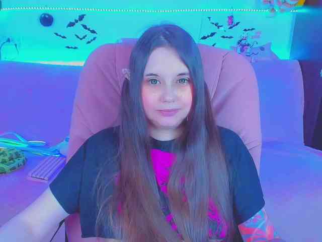 LittleKitsune Live Webcam on BongaCams