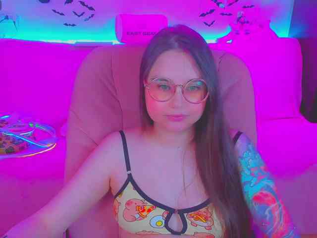 LoliSuccub webcam