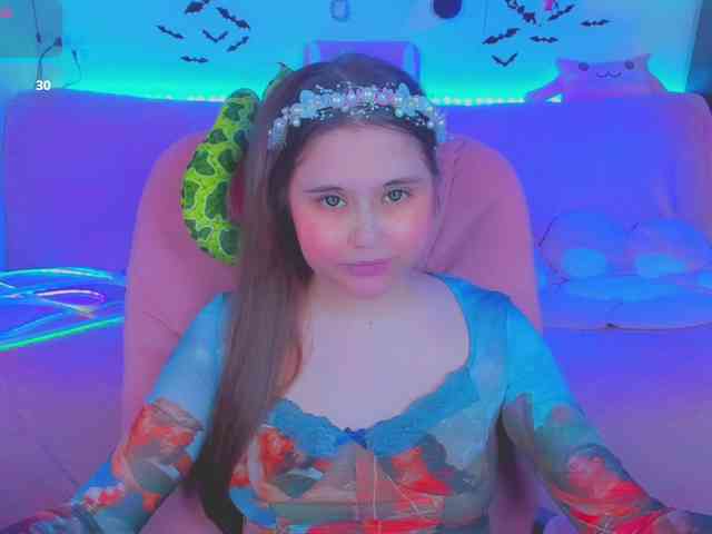 LoliSuccub webcam