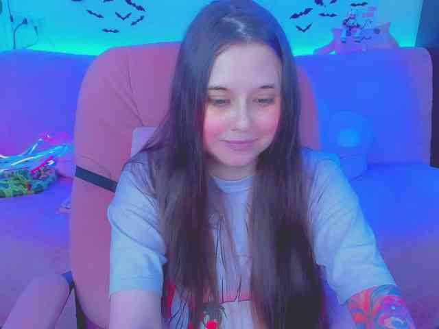 LoliSuccub webcam