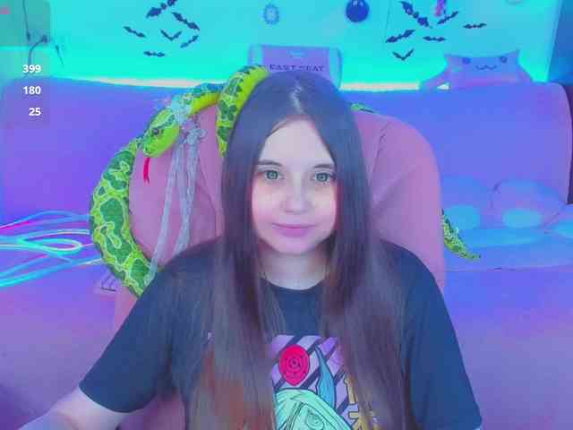 LoliSuccub webcam