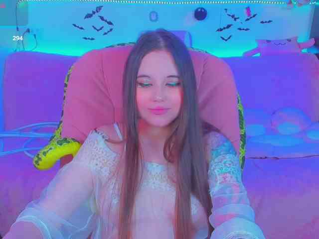 LoliSuccub webcam