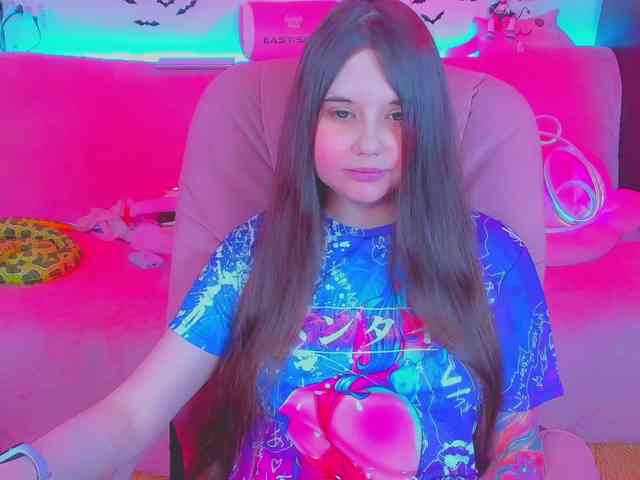 LoliSuccub webcam