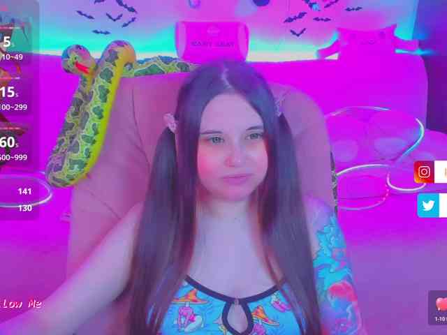LoliSuccub webcam
