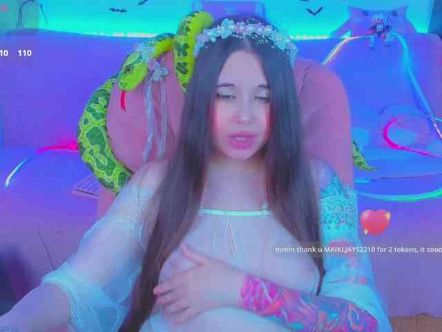 LoliSuccub webcam