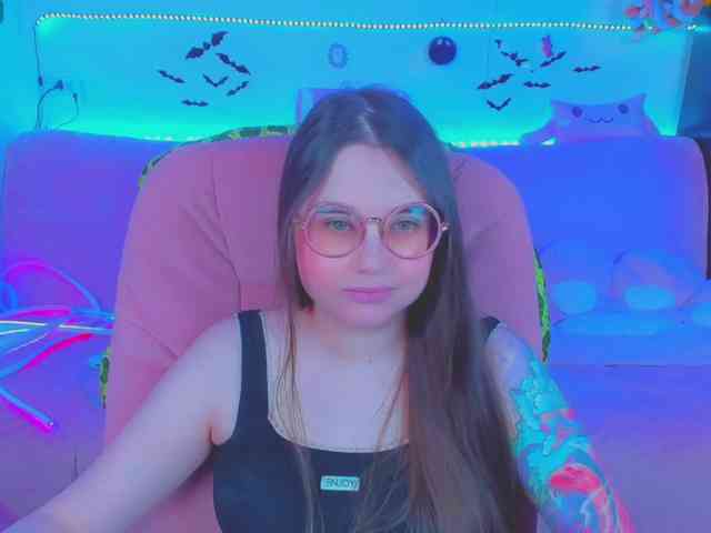 LoliSuccub webcam