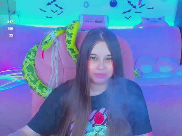 LoliSuccub webcam