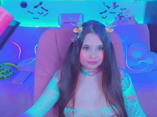 LoliSuccub webcam
