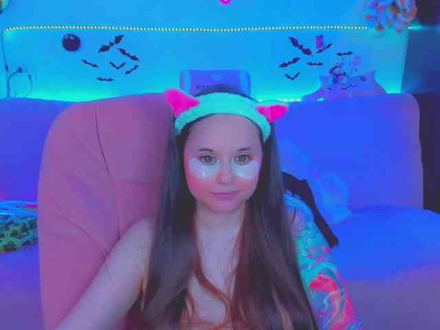 LoliSuccub webcam