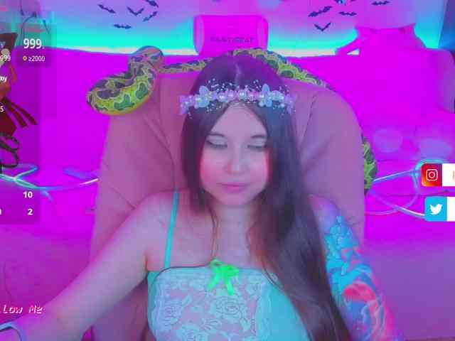 LoliSuccub webcam
