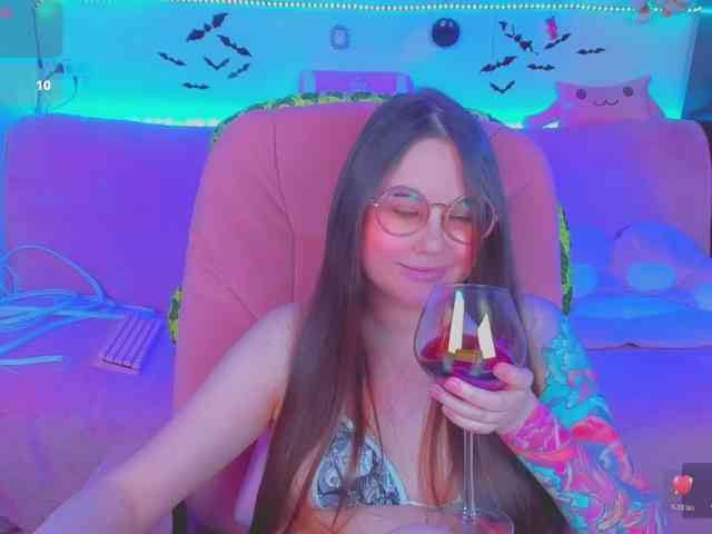 LoliSuccub webcam