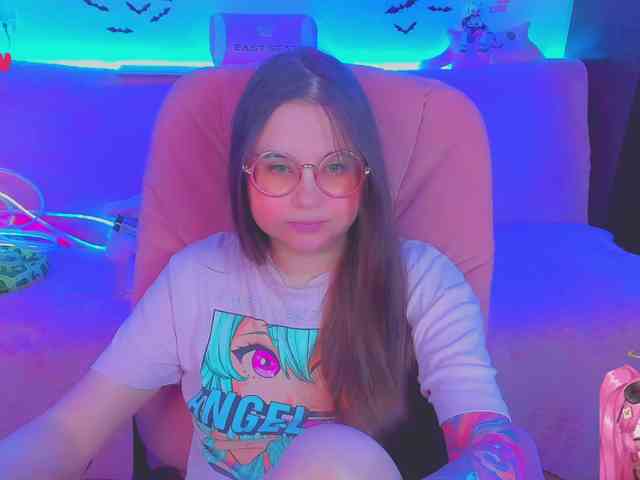 LoliSuccub webcam