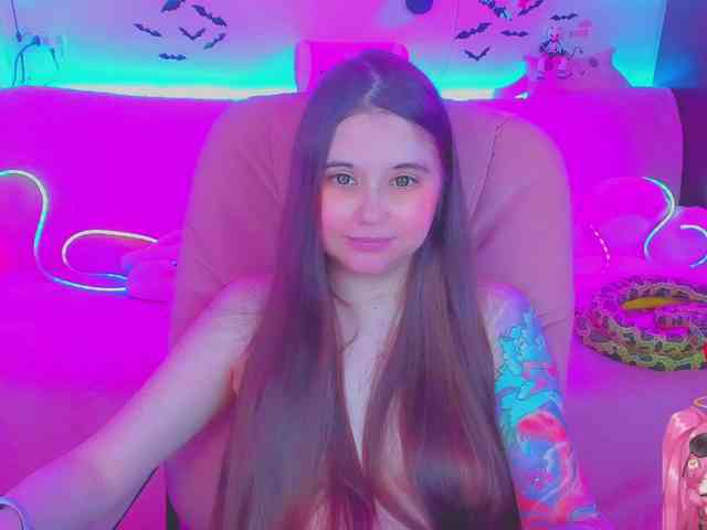 LoliSuccub webcam